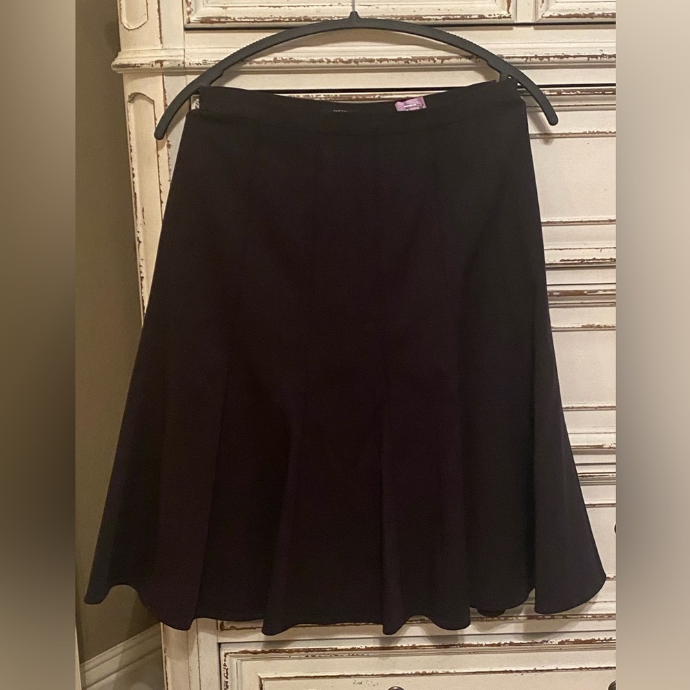 Elie Tahari brown pleated A-line skirt